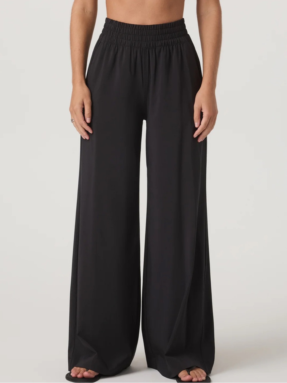 Vuori Villa Wide Leg Black Elastic-Waist Pants Size Medium - Picture 9 of 12